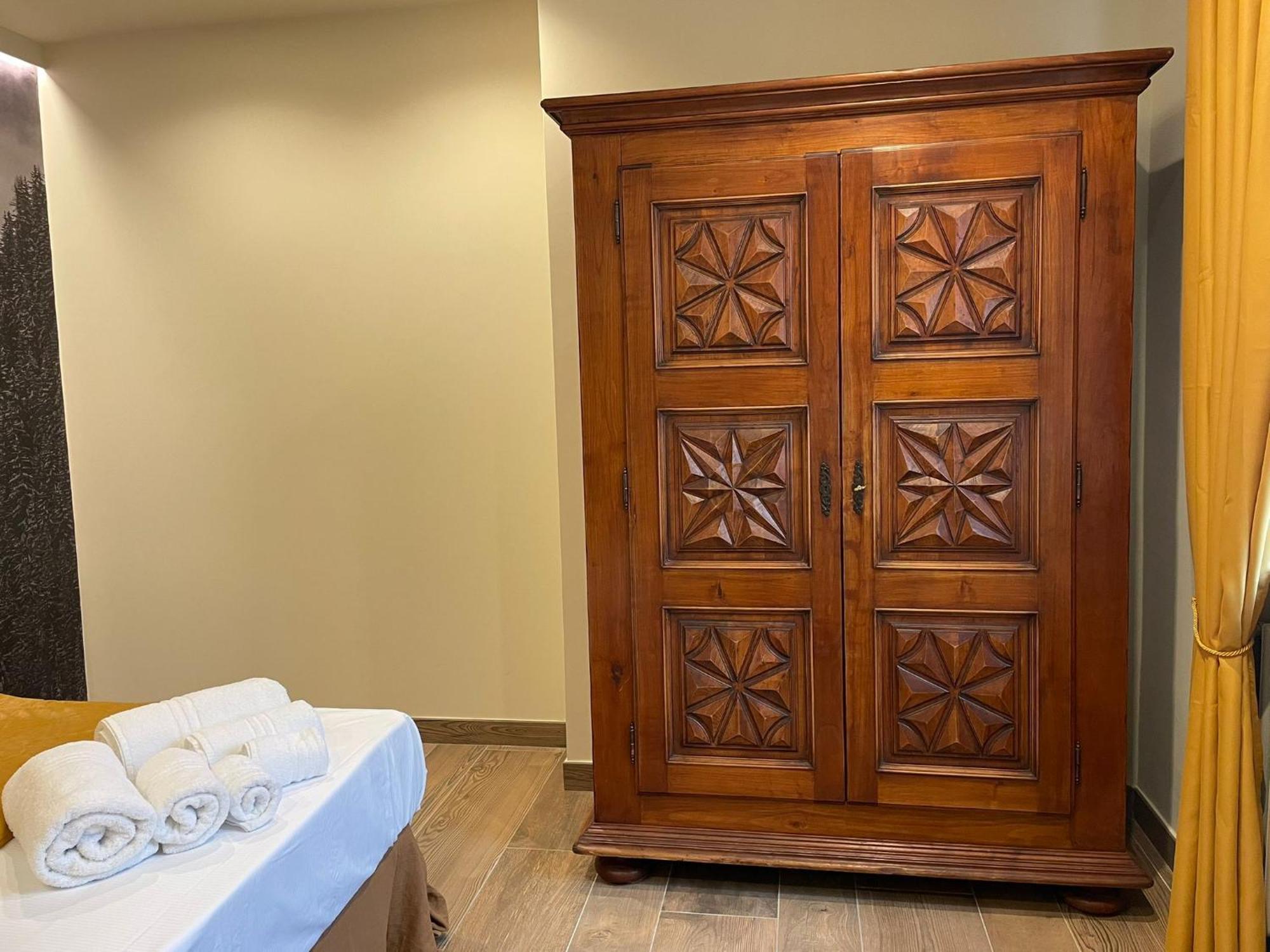 Trilogy Apartment Aosta Luaran gambar